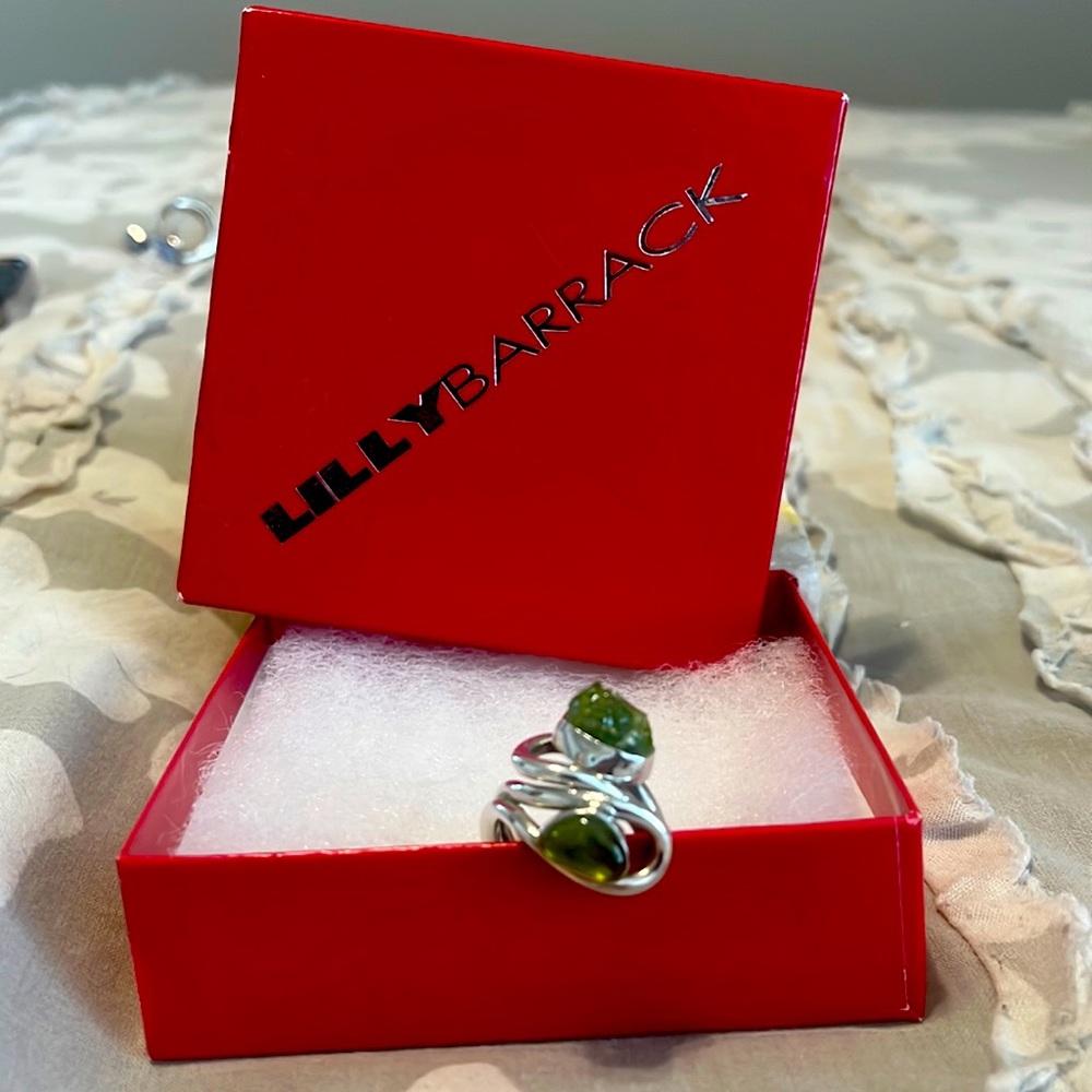 Lilly Barrack .925 sterling silver peridot ring size 8